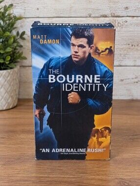 The bourne identity vhs Videotape